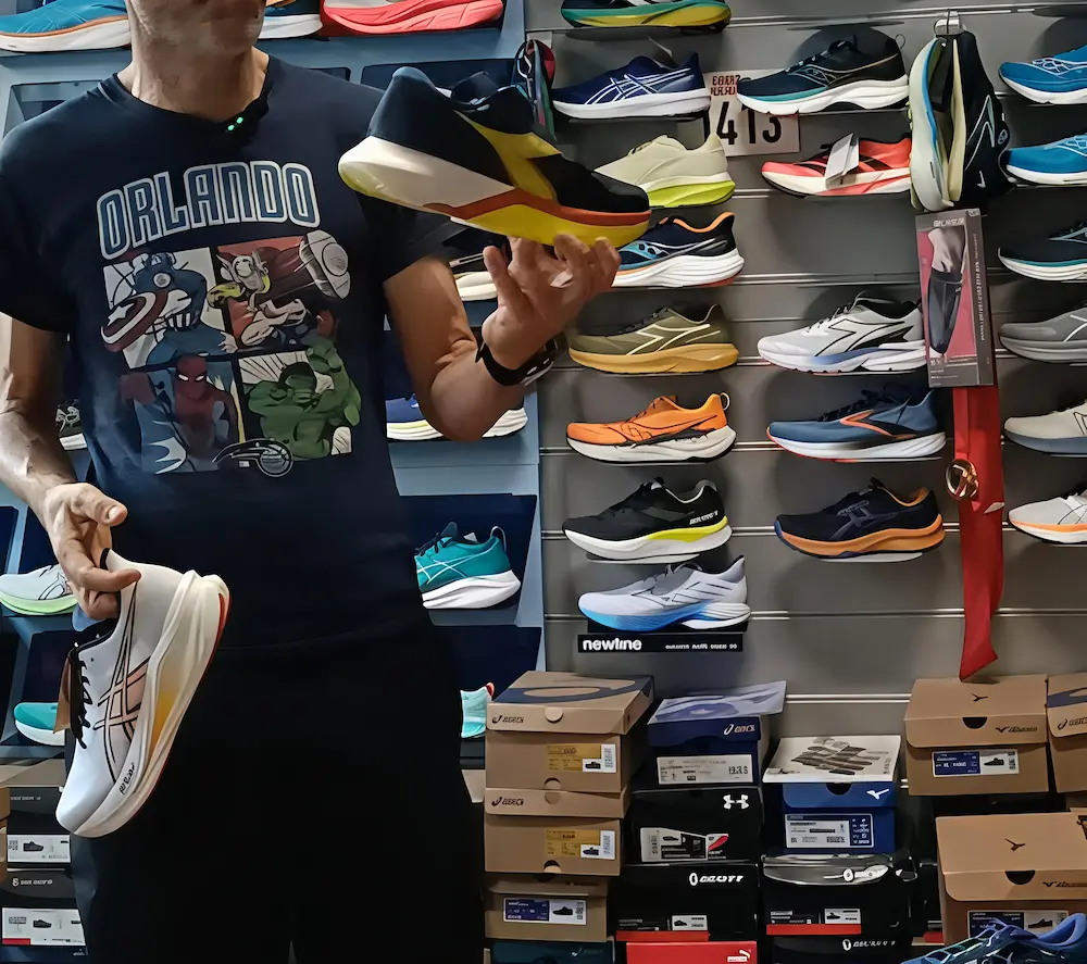 Scarpe con piastra in carbonio